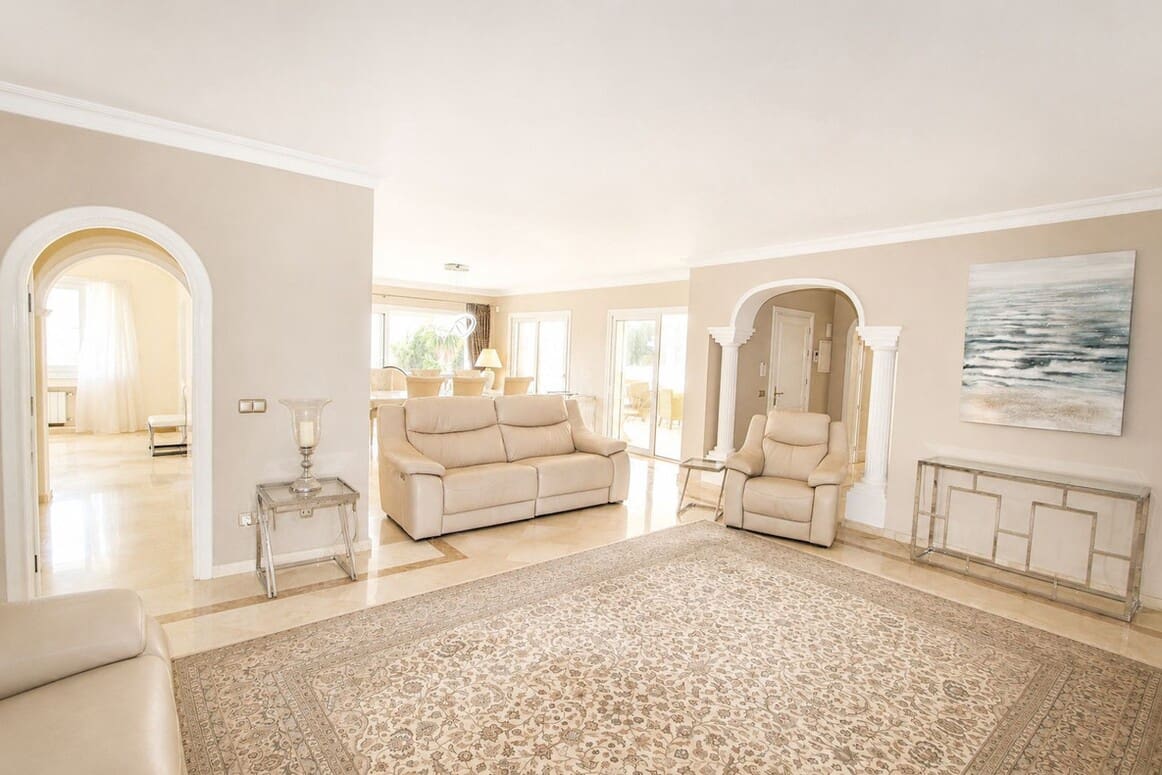 4 Zimmer Villa zu verkaufen in Elviria mit Pool Garage - 1.500.000 € (Ref: 10179281)