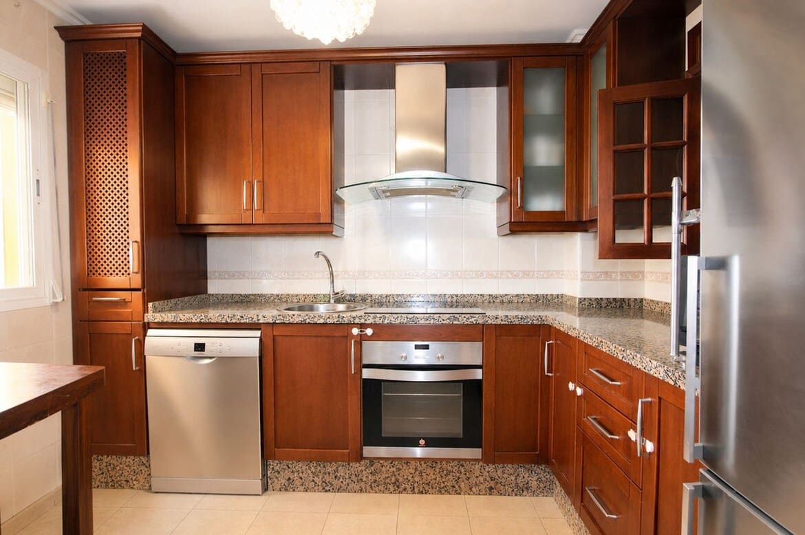 5 Zimmer Haus zu verkaufen in Marbella mit Pool Garage - 560.000 € (Ref: 10179283)