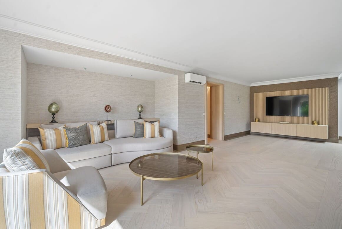 16 soverom Villa til salgs i Benahavis med svømmebasseng garasje - € 13 950 000 (Ref: 10179286)