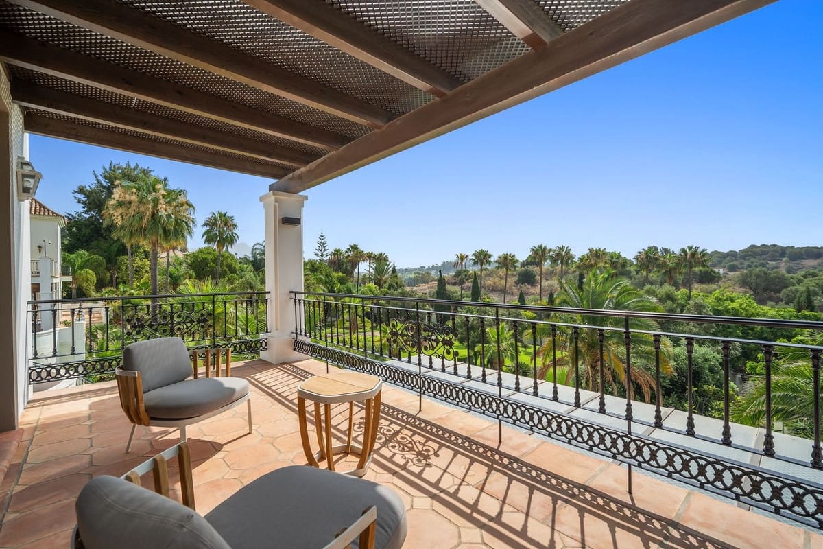 16 soverom Villa til salgs i Benahavis med svømmebasseng garasje - € 13 950 000 (Ref: 10179286)