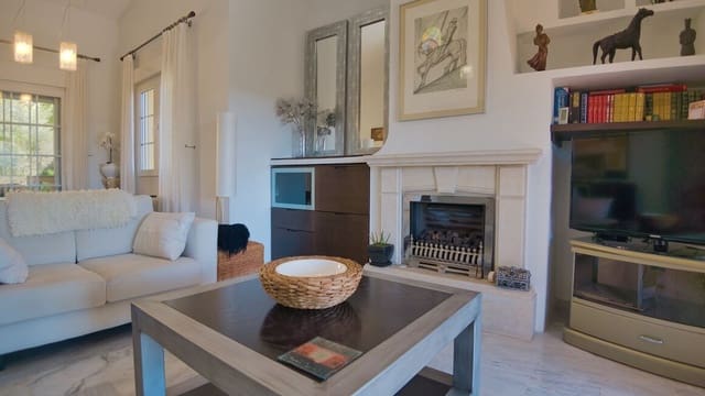3 bedroom Villa for sale in Las Ramblas Golf, Orihuela with pool garage - € 529,000 (Ref: 10180386)