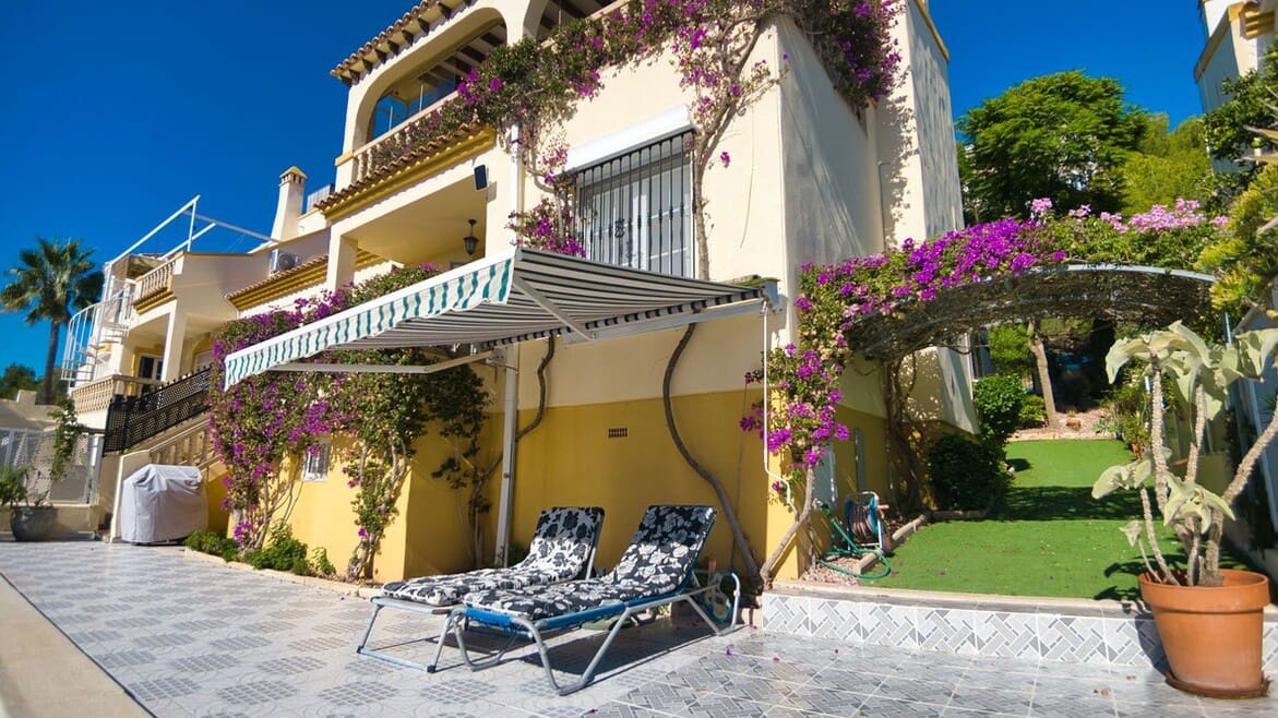 3 bedroom Villa for sale in Las Ramblas Golf with pool garage - € 529,000 (Ref: 10180386)