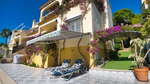 3 bedroom Villa for sale in Las Ramblas Golf, Orihuela with pool garage - € 529,000 (Ref: 10180386)