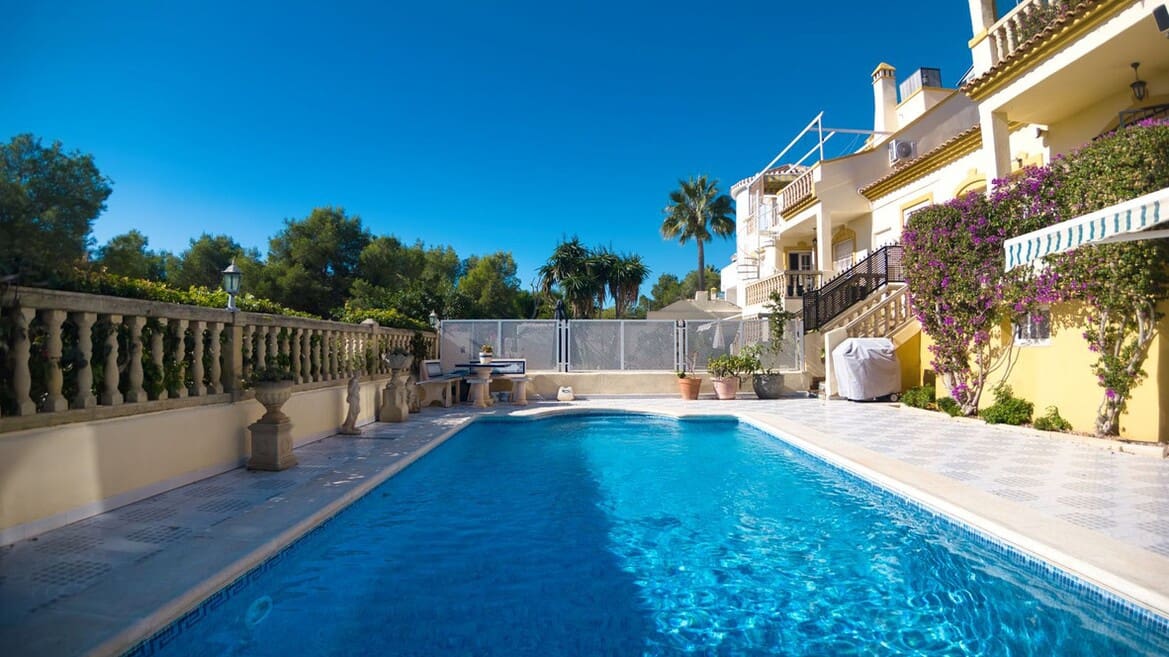 3 bedroom Villa for sale in Las Ramblas Golf with pool garage - € 529,000 (Ref: 10180386)