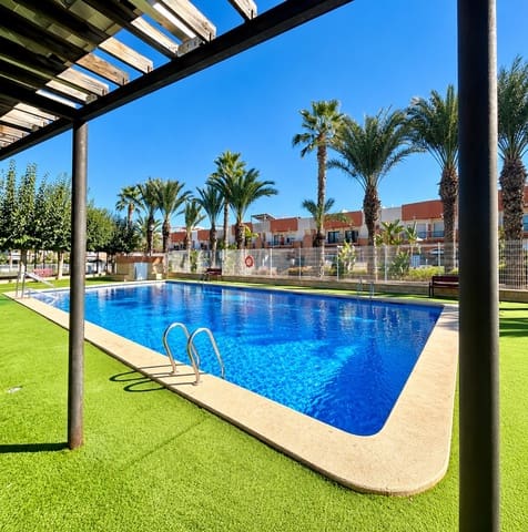 3 soveværelse Byhus til salg i Villamartin, Orihuela med swimmingpool garage - € 395.000 (Ref: 10180388)