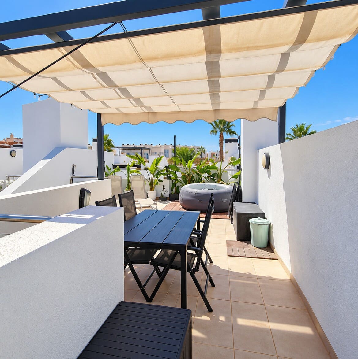 3 soveværelse Byhus til salg i Orihuela Costa med swimmingpool garage - € 395.000 (Ref: 10180388)