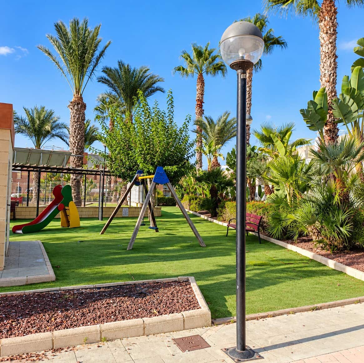 3 soveværelse Byhus til salg i Orihuela Costa med swimmingpool garage - € 395.000 (Ref: 10180388)
