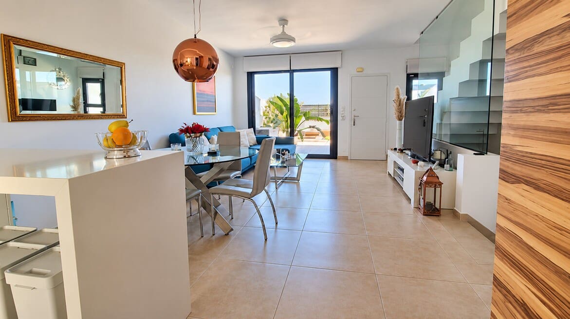 3 soveværelse Byhus til salg i Orihuela Costa med swimmingpool garage - € 395.000 (Ref: 10180388)