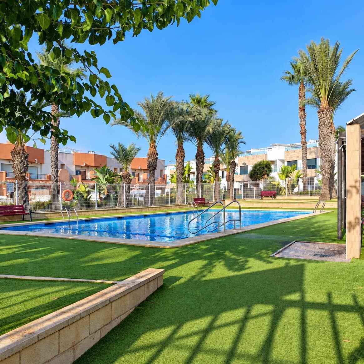 3 soveværelse Byhus til salg i Orihuela Costa med swimmingpool garage - € 395.000 (Ref: 10180388)