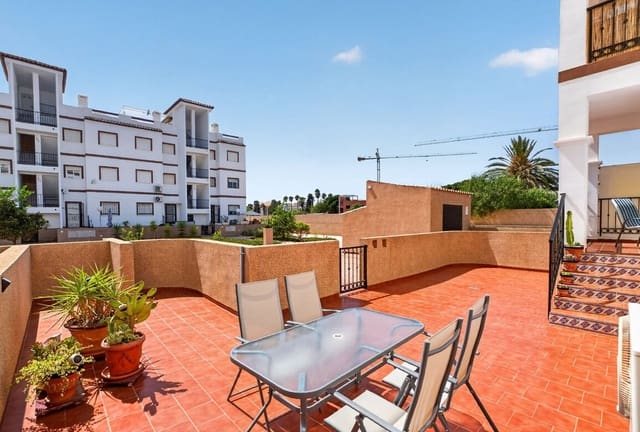 Apartamento de 2 habitaciones en Punta Prima, Orihuela en venta con piscina garaje - 230.000 € (Ref: 10180389)