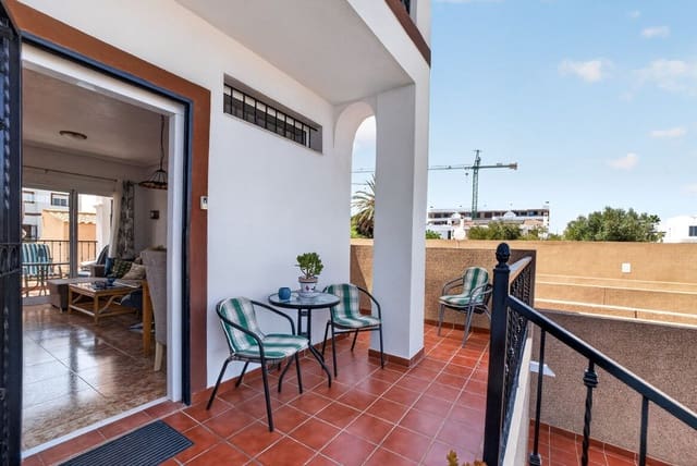 Apartamento de 2 habitaciones en Punta Prima, Orihuela en venta con piscina garaje - 230.000 € (Ref: 10180389)
