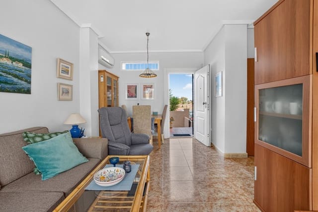 Apartamento de 2 habitaciones en Punta Prima, Orihuela en venta con piscina garaje - 230.000 € (Ref: 10180389)