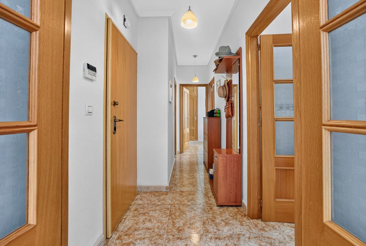 Apartamento de 2 habitaciones en Orihuela Costa en venta con piscina garaje - 230.000 € (Ref: 10180389)