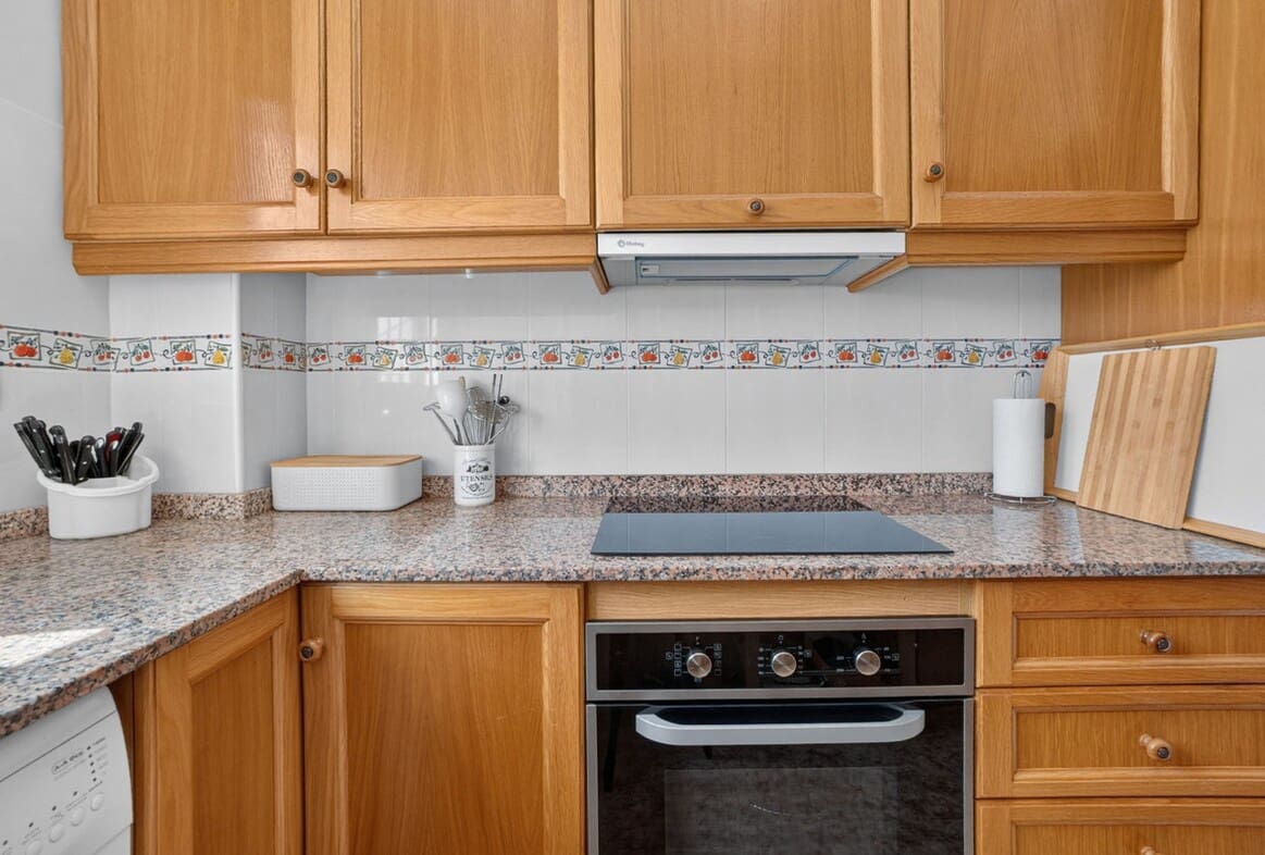 Apartamento de 2 habitaciones en Orihuela Costa en venta con piscina garaje - 230.000 € (Ref: 10180389)