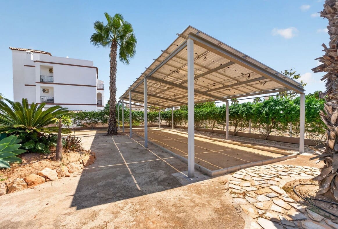 Apartamento de 2 habitaciones en Orihuela Costa en venta con piscina garaje - 230.000 € (Ref: 10180389)