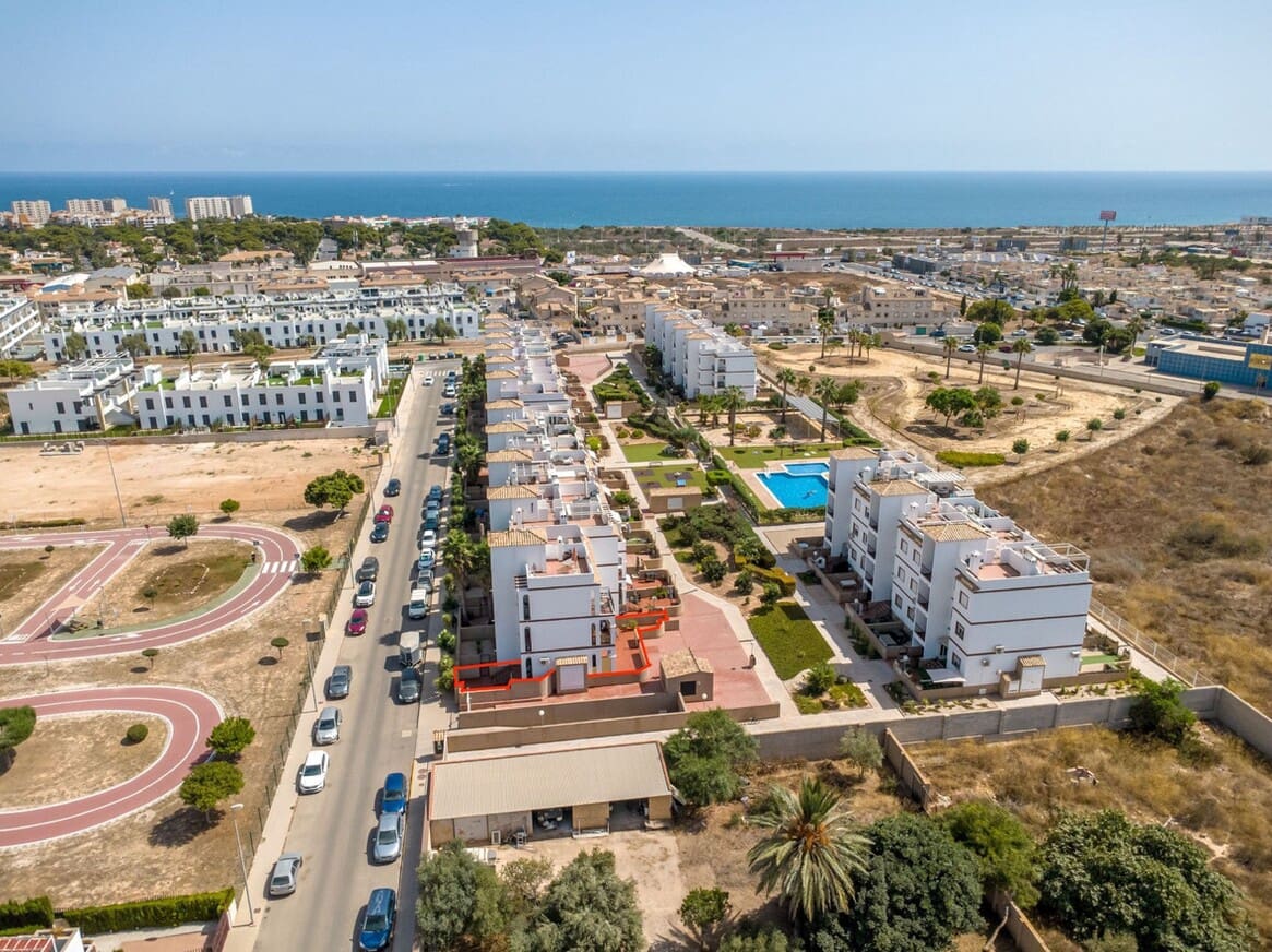 Apartamento de 2 habitaciones en Orihuela Costa en venta con piscina garaje - 230.000 € (Ref: 10180389)