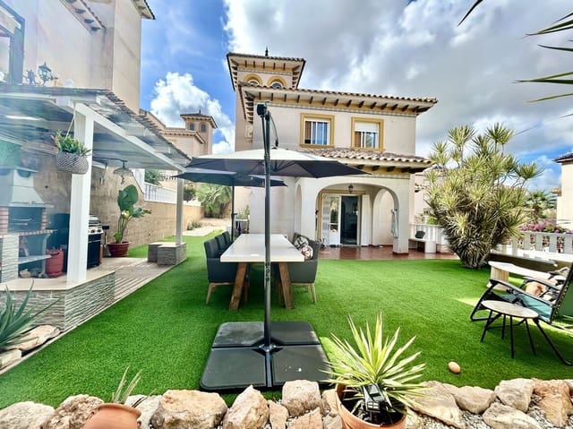 4 chambre Villa/Maison à vendre à Villamartin, Orihuela - 429 900 € (Ref: 10180390)