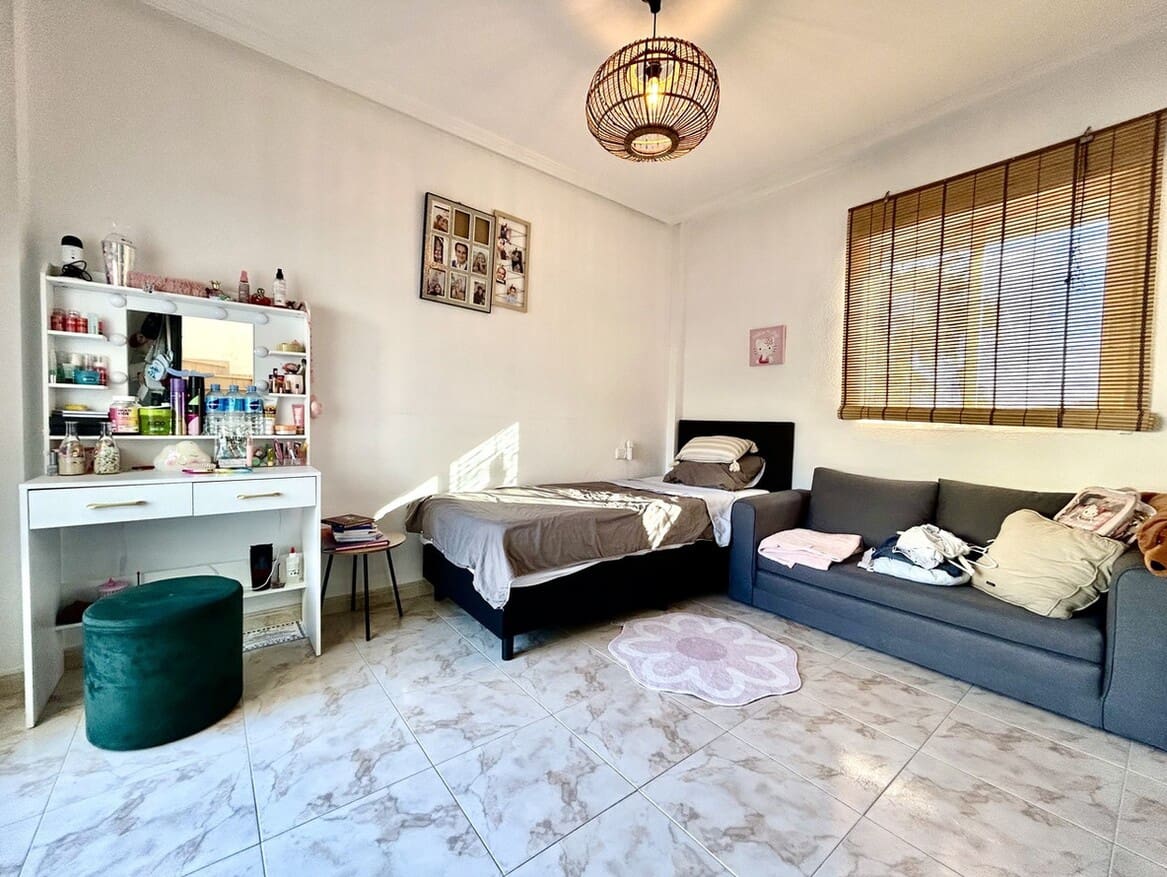 4 chambre Villa/Maison à vendre à Orihuela Costa - 429 900 € (Ref: 10180390)