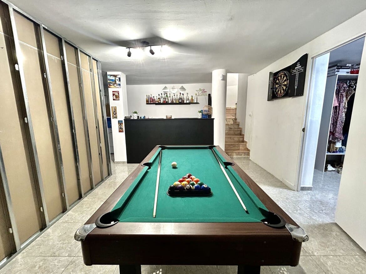 4 chambre Villa/Maison à vendre à Orihuela Costa - 429 900 € (Ref: 10180390)