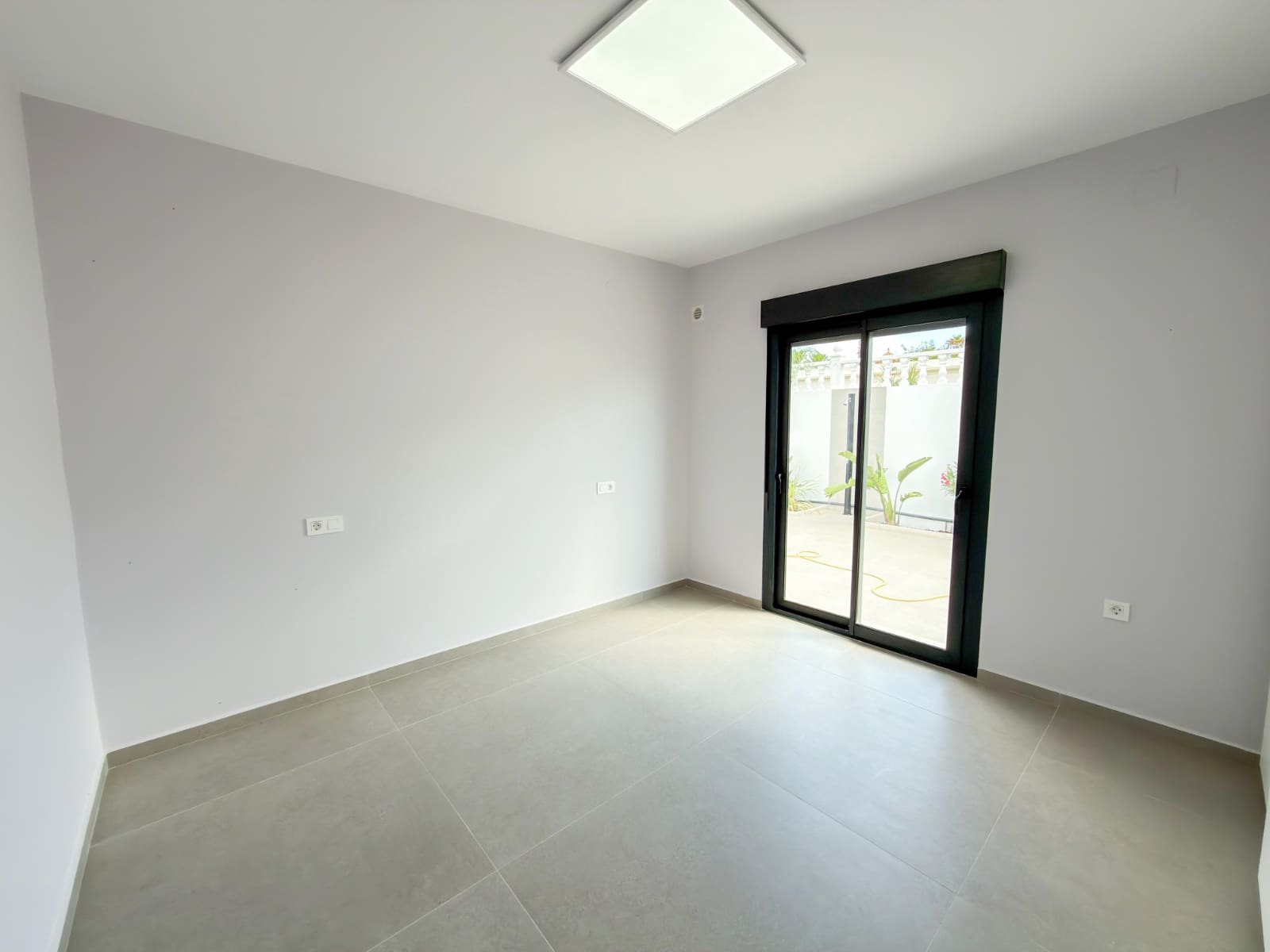 Chalet de 3 habitaciones en La Siesta en venta con piscina garaje - 499.000 € (Ref: 10180391)