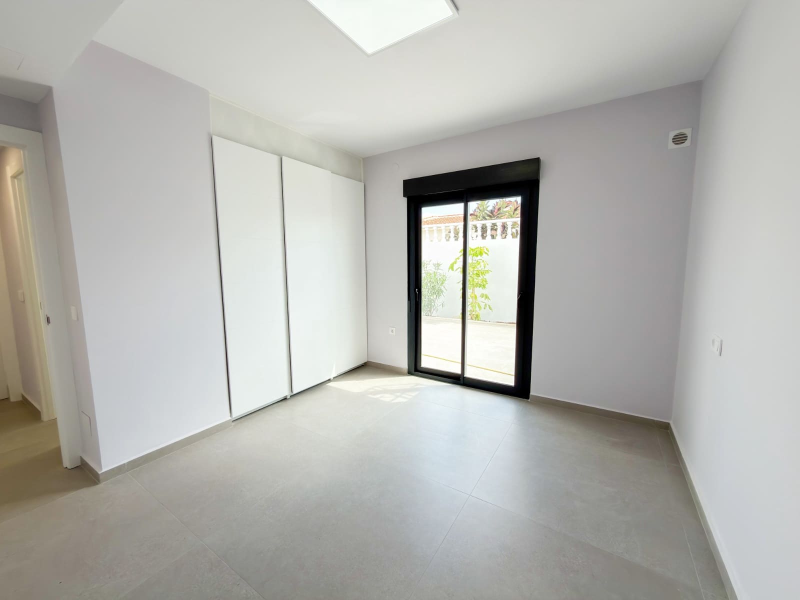 Chalet de 3 habitaciones en La Siesta en venta con piscina garaje - 499.000 € (Ref: 10180391)