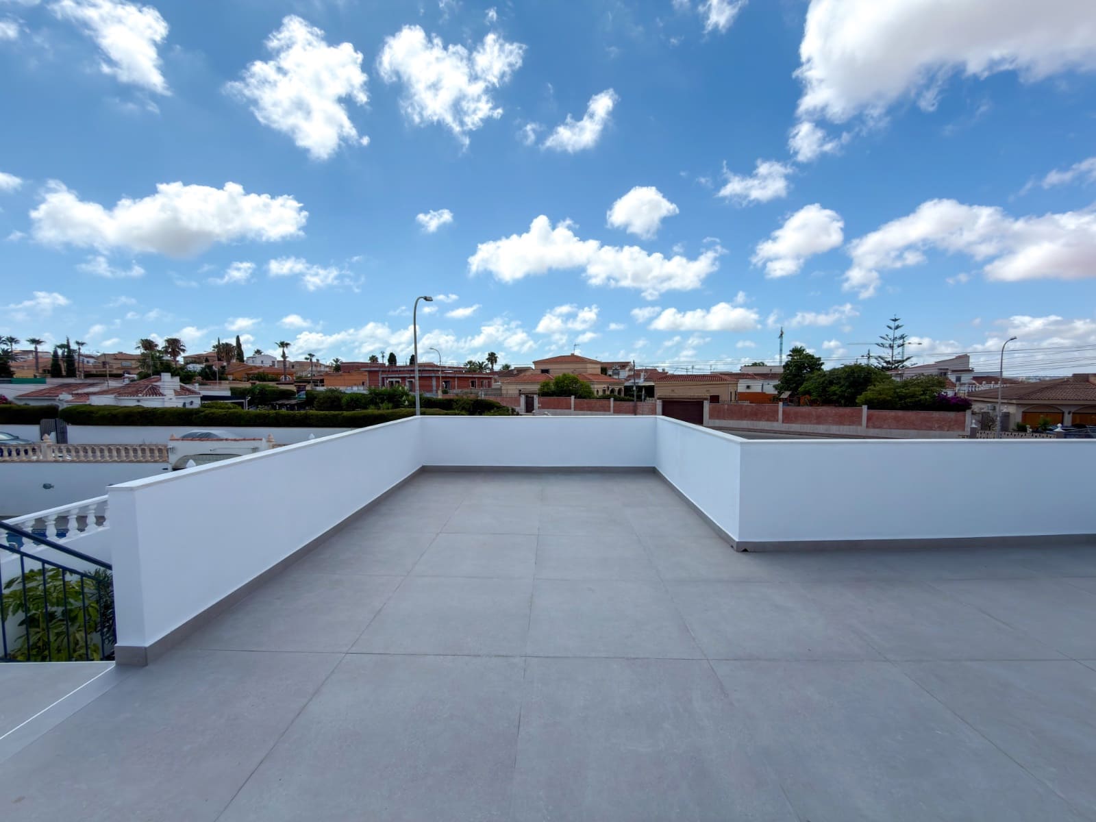Chalet de 3 habitaciones en La Siesta en venta con piscina garaje - 499.000 € (Ref: 10180391)