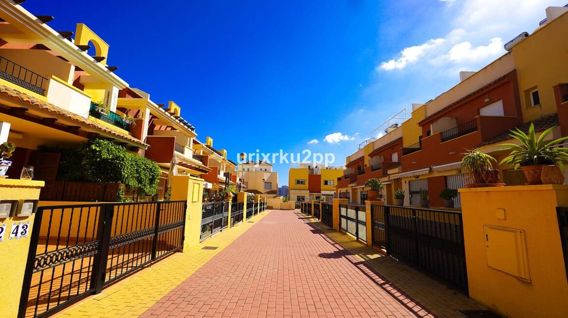3 Zimmer Haus zu verkaufen in Los Dolses mit Pool Garage - 299.000 € (Ref: 10180392)
