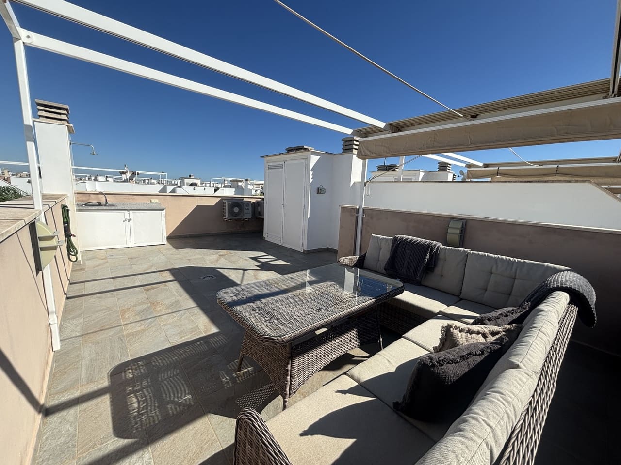 Casa de 3 habitaciones en Torre de la Horadada en venta con piscina garaje - 429.995 € (Ref: 10180393)