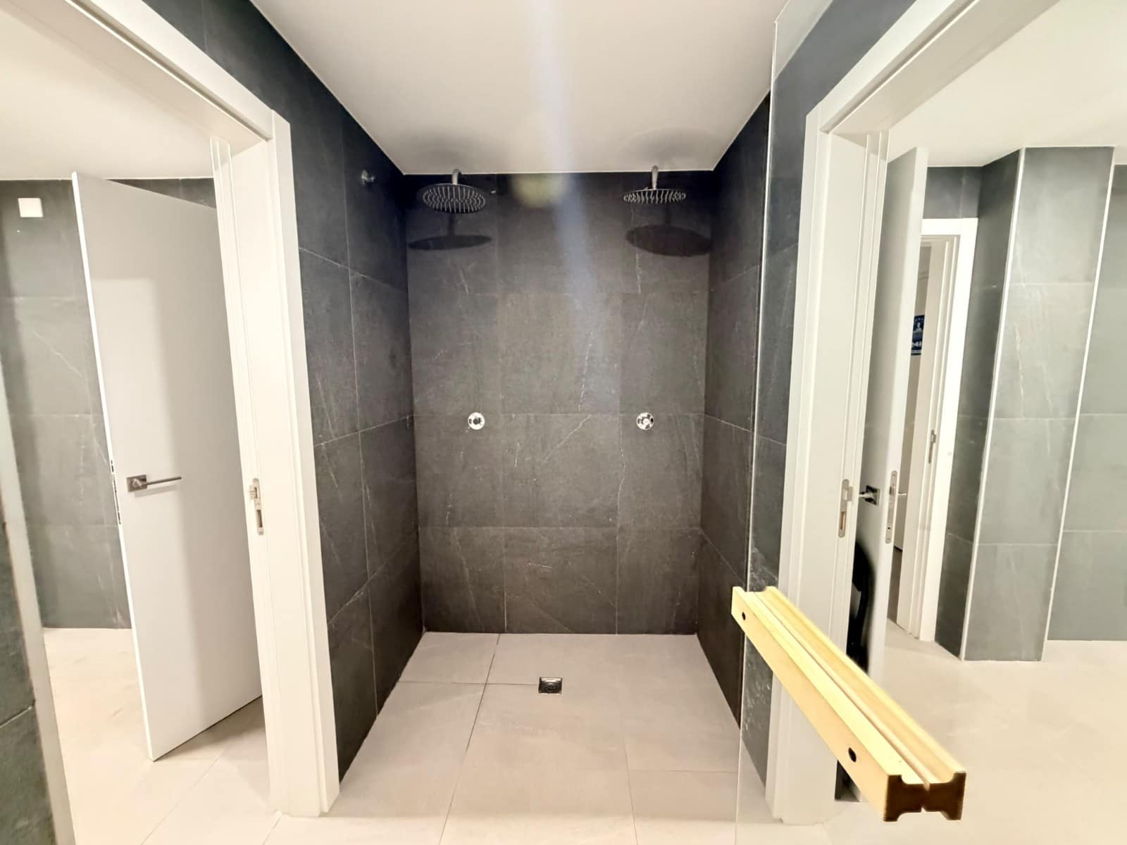 Apartamento de 2 habitaciones en Orihuela Costa en venta con piscina garaje - 380.000 € (Ref: 10180394)