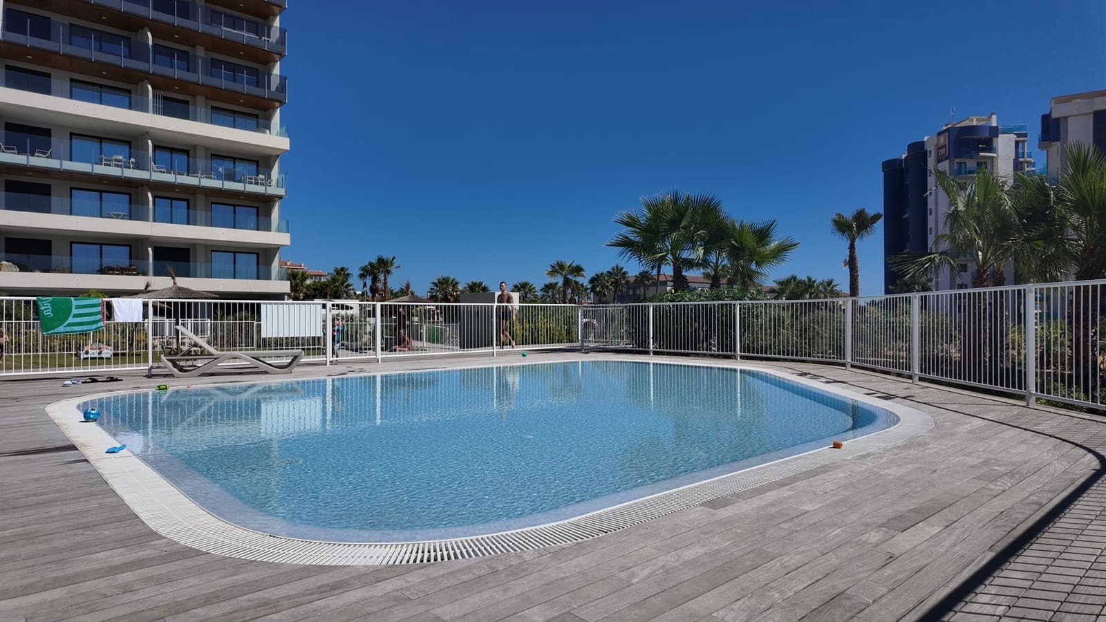 Apartamento de 2 habitaciones en Orihuela Costa en venta con piscina garaje - 380.000 € (Ref: 10180394)