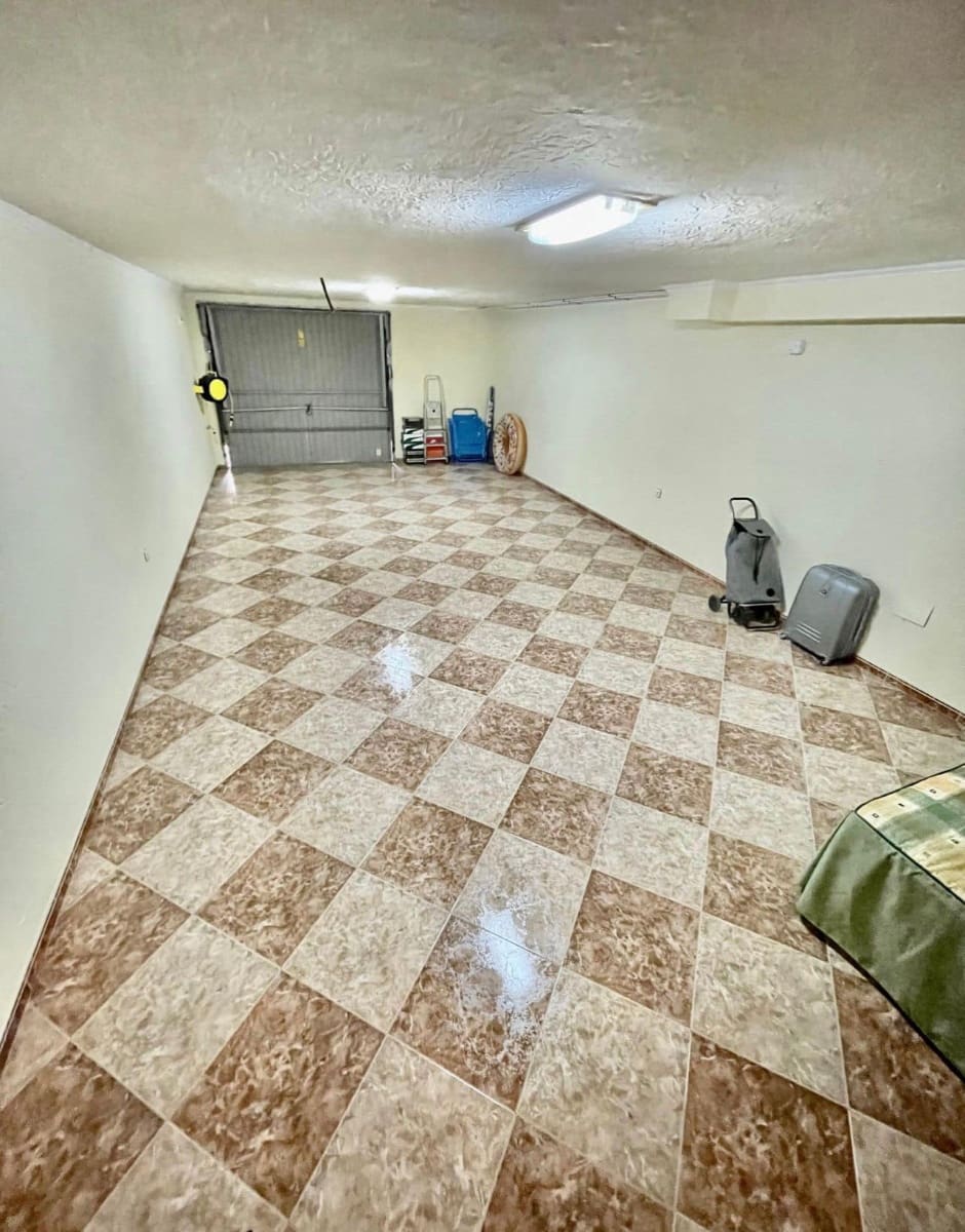 3 soverom Hus til salgs i Los Altos med svømmebasseng garasje - € 280 000 (Ref: 10180398)
