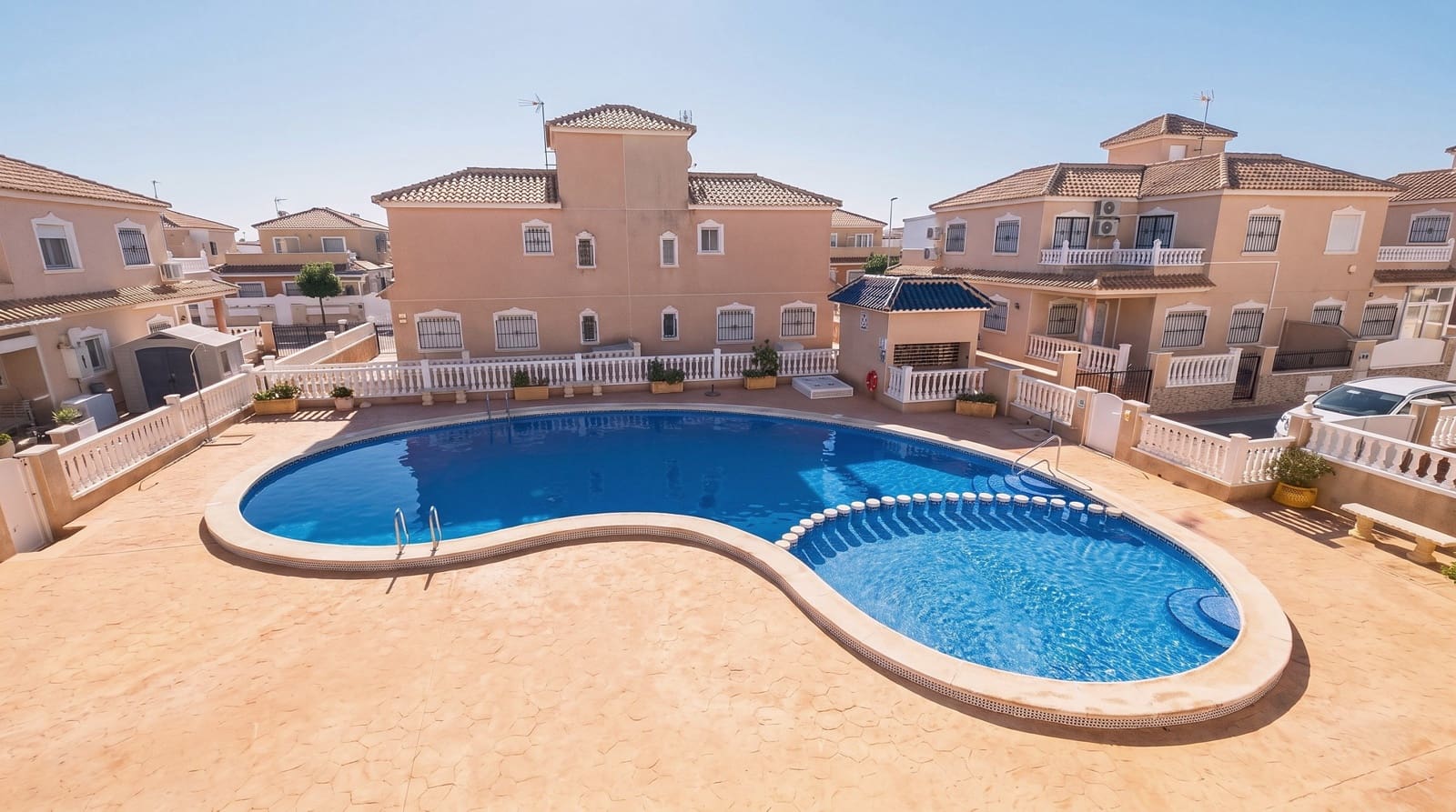 2 bedroom Townhouse for sale in Torre de la Horadada with pool garage - € 239,000 (Ref: 10181908)
