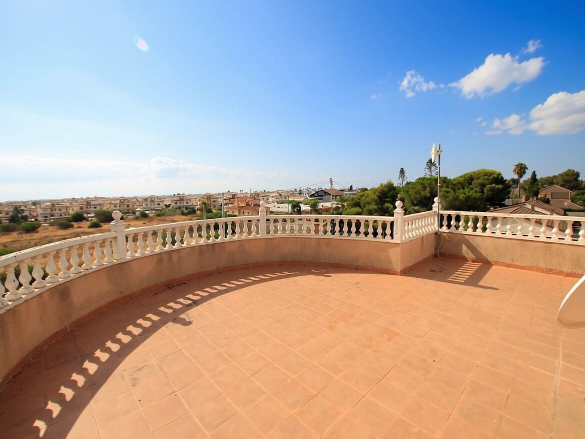 5 soverom Villa til salgs i Campoamor med svømmebasseng garasje - € 510 000 (Ref: 10182818)
