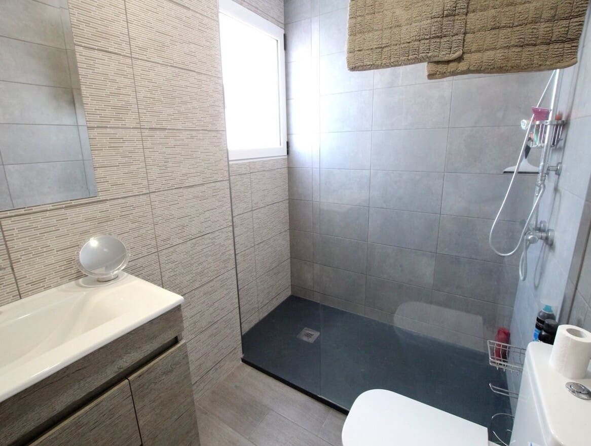5 soverom Villa til salgs i Campoamor med svømmebasseng garasje - € 510 000 (Ref: 10182818)