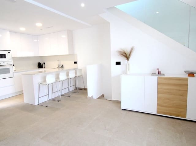 3 slaapkamer Villa te koop in Benijófar met zwembad garage - € 349.950 (Ref: 10182819)