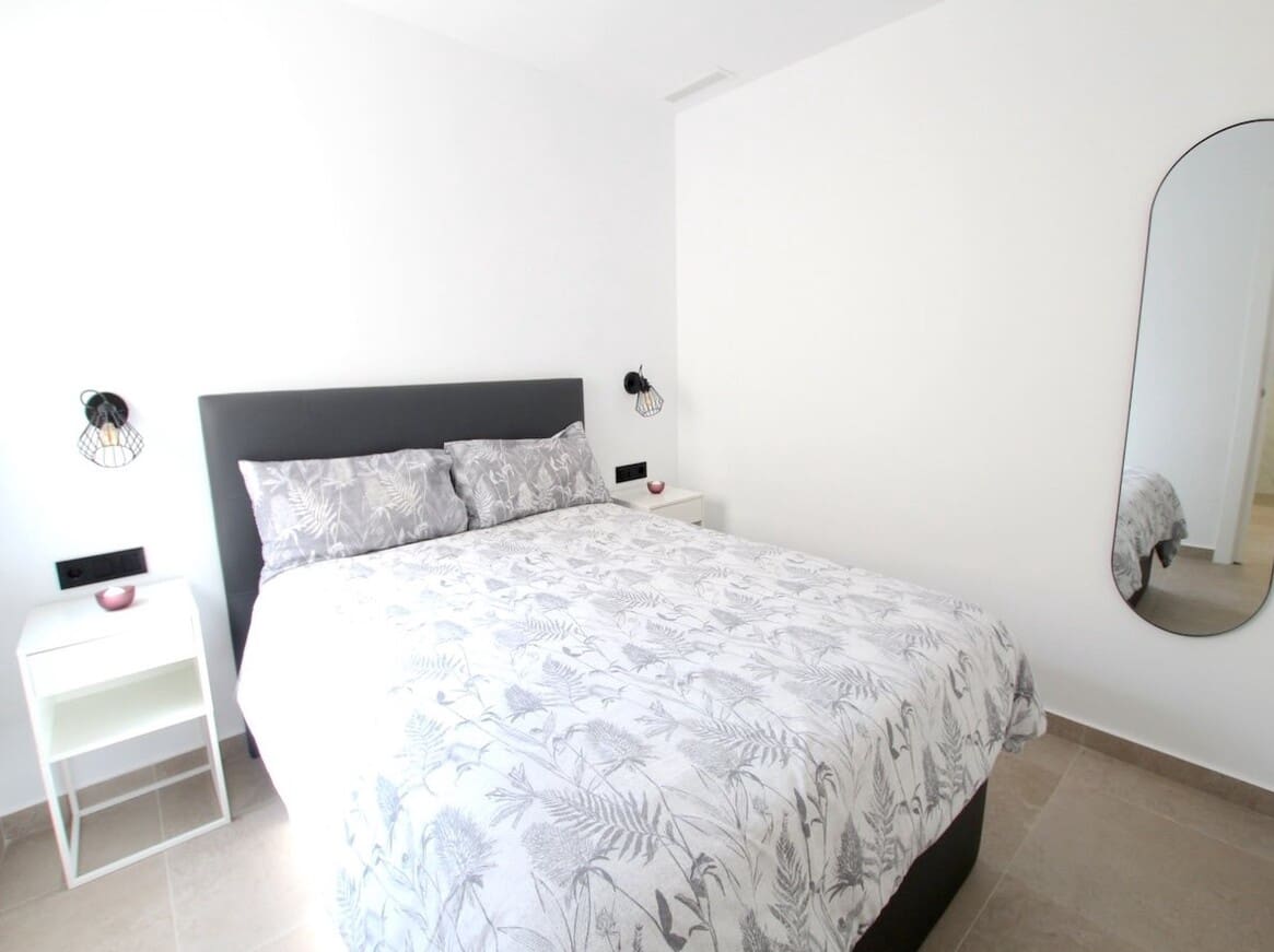 3 slaapkamer Villa te koop in Benijofar met zwembad garage - € 349.950 (Ref: 10182819)