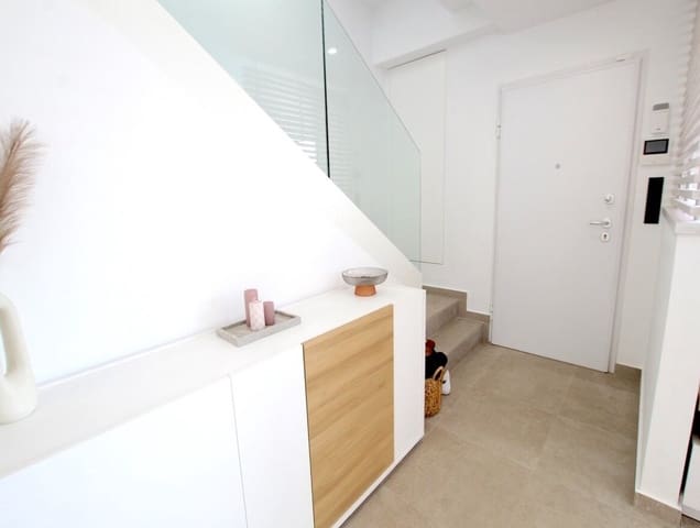3 slaapkamer Villa te koop in Benijófar met zwembad garage - € 349.950 (Ref: 10182819)