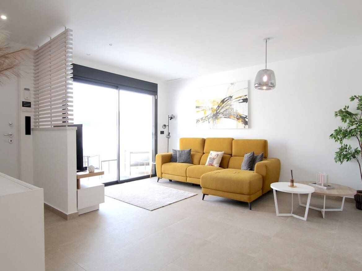 3 slaapkamer Villa te koop in Benijofar met zwembad garage - € 349.950 (Ref: 10182819)