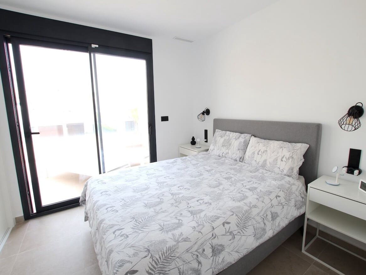 3 slaapkamer Villa te koop in Benijofar met zwembad garage - € 349.950 (Ref: 10182819)