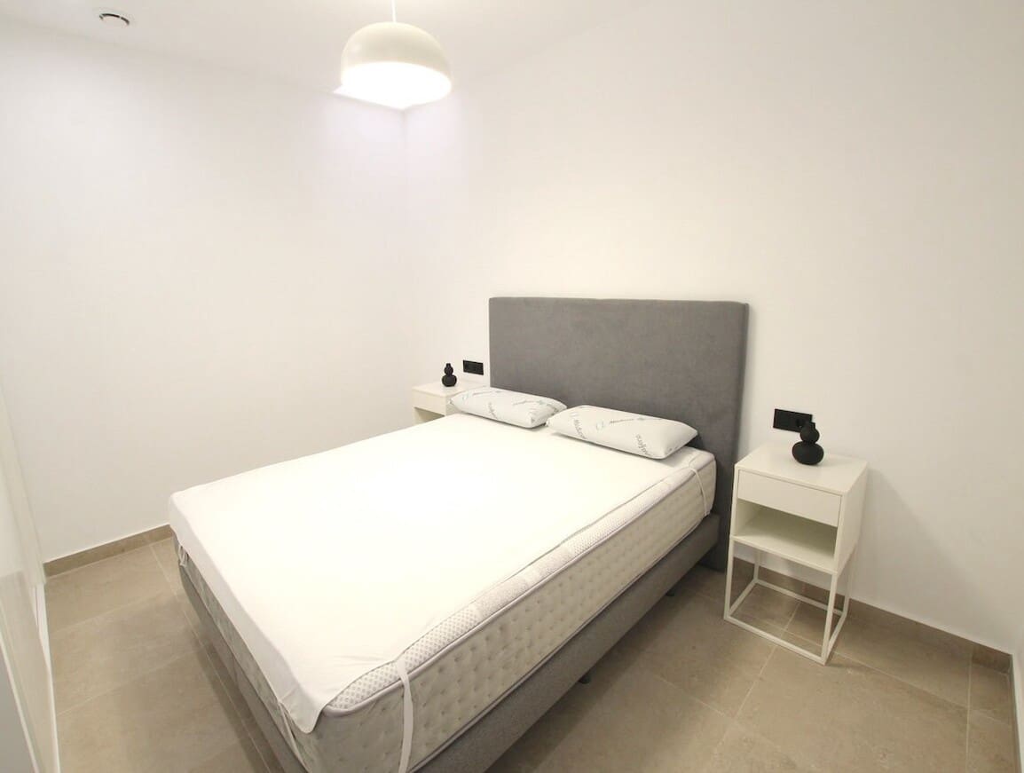 3 slaapkamer Villa te koop in Benijofar met zwembad garage - € 349.950 (Ref: 10182819)