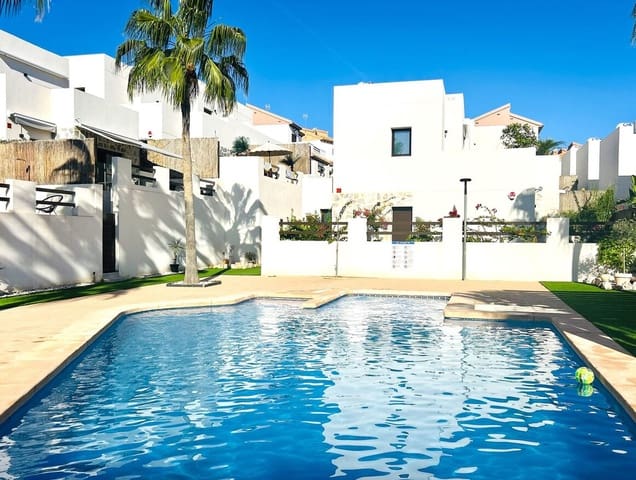4 soveværelse Villa til salg i Orihuela Costa, Orihuela med swimmingpool garage - € 550.000 (Ref: 10182820)
