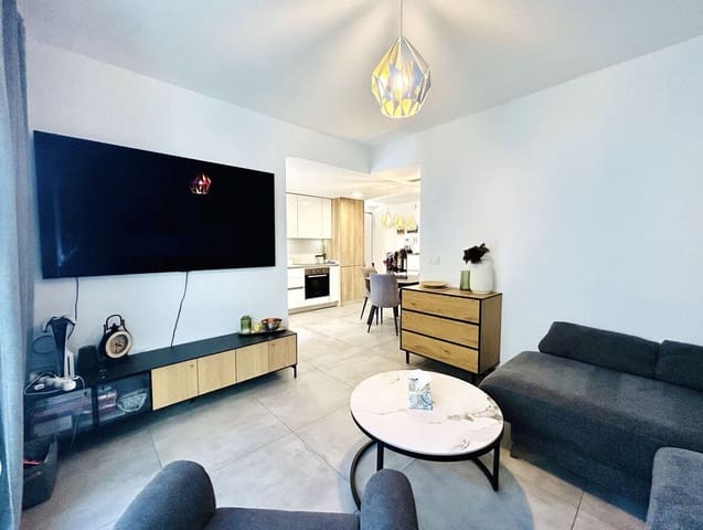 4 soveværelse Villa til salg i Orihuela Costa, Orihuela med swimmingpool garage - € 550.000 (Ref: 10182820)