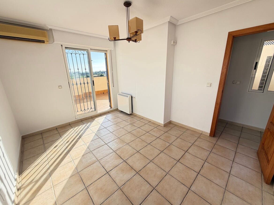 3 soverom Villa til salgs i Los Balcones med svømmebasseng - € 229 995 (Ref: 10182825)