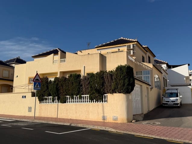3 soverom Villa til salgs i Los Balcones med svømmebasseng - € 229 995 (Ref: 10182825)