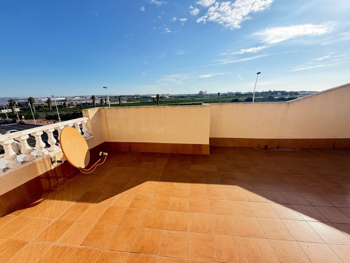 3 soverom Villa til salgs i Los Balcones med svømmebasseng - € 229 995 (Ref: 10182825)