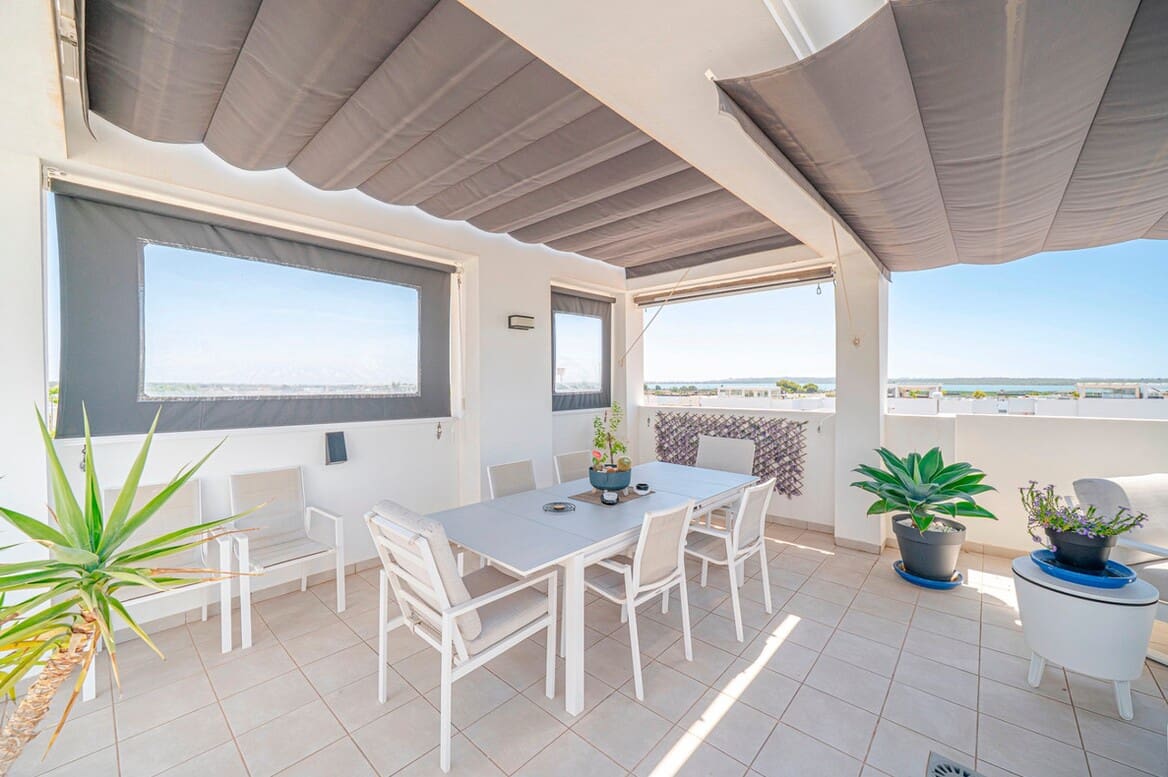 2 soverom Leilighet til salgs i Rojales med svømmebasseng - € 325 000 (Ref: 10182826)