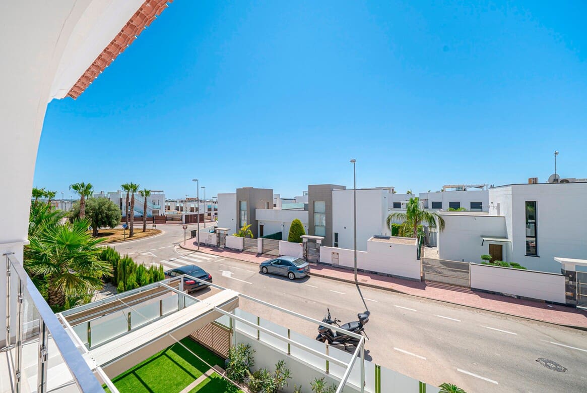 2 soverom Leilighet til salgs i Rojales med svømmebasseng - € 325 000 (Ref: 10182826)