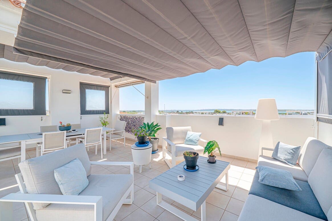 2 soverom Leilighet til salgs i Rojales med svømmebasseng - € 325 000 (Ref: 10182826)