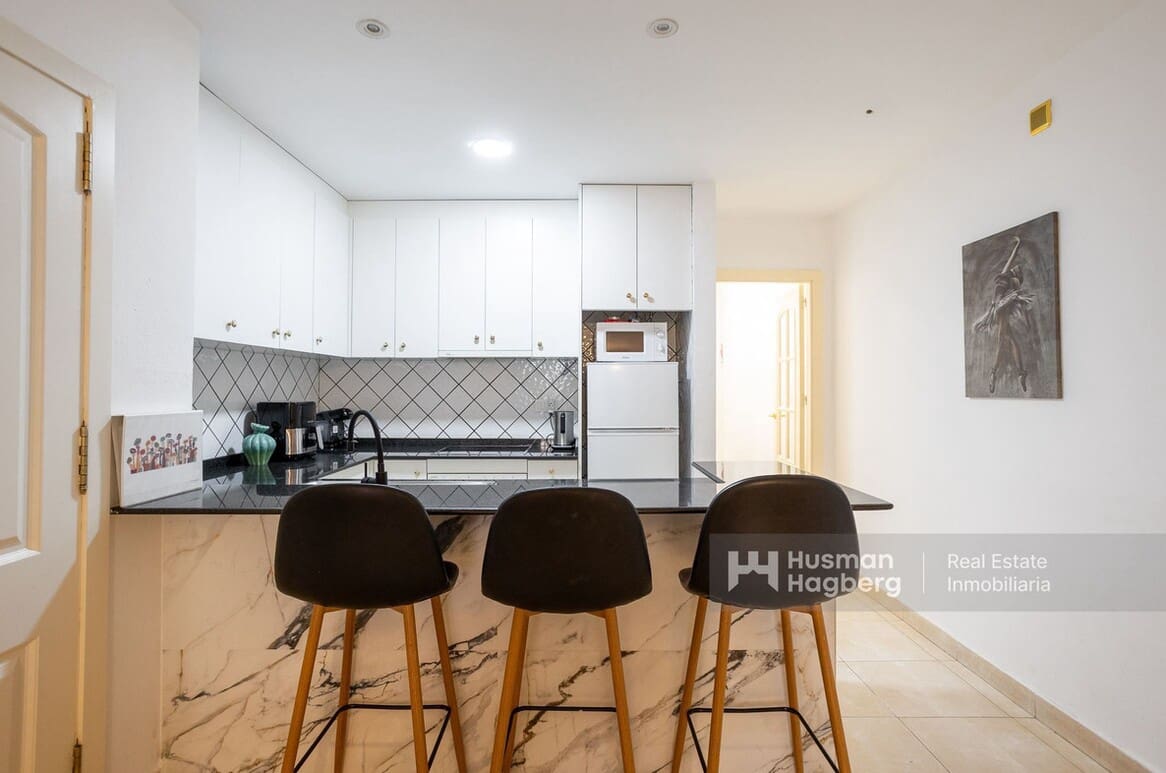 Apartamento de 2 habitaciones en Torrevieja en venta - 179.000 € (Ref: 10182827)