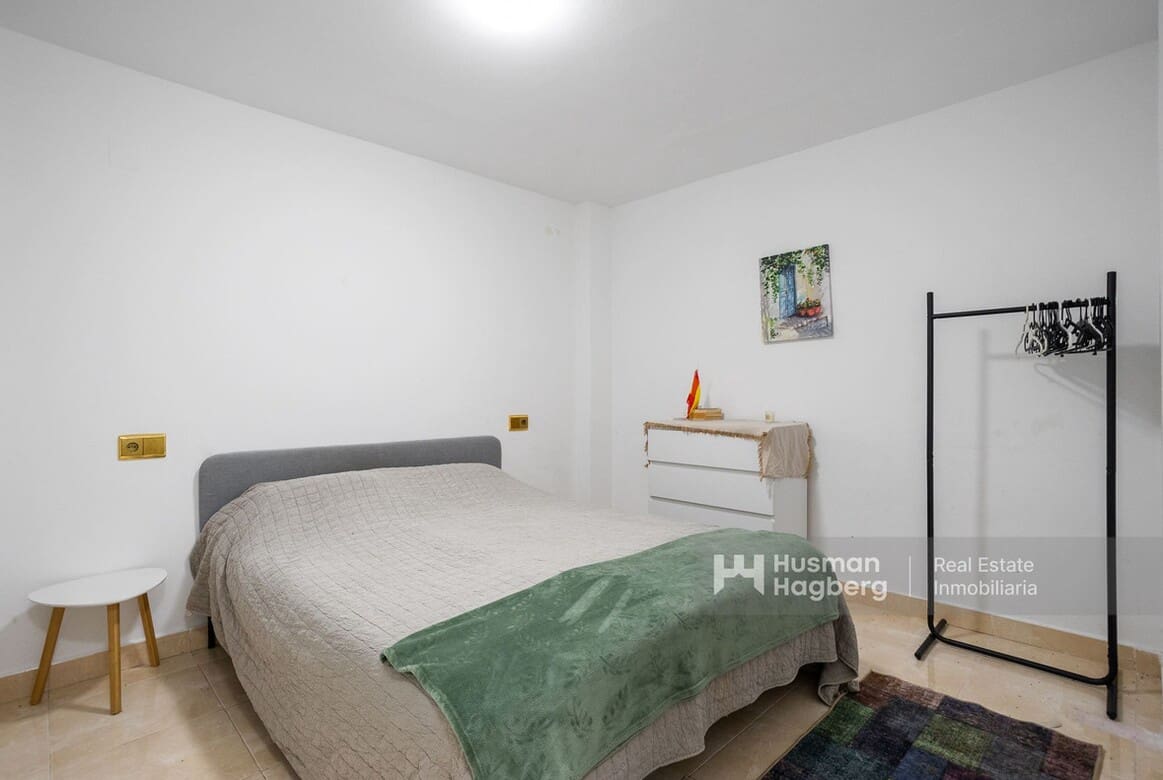 Apartamento de 2 habitaciones en Torrevieja en venta - 179.000 € (Ref: 10182827)